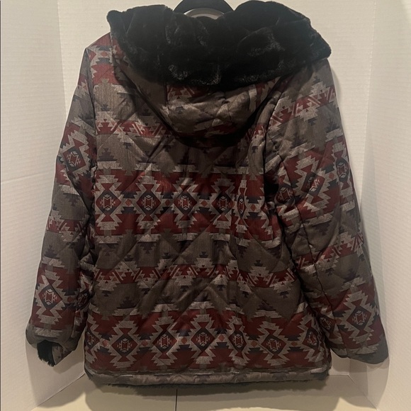 Pendleton Ladies’ Hooded Reversible Faux Fur/Native-Inspired Aztec Jacket - Picture 5 of 14